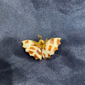 Vintage seashell butterfly pin